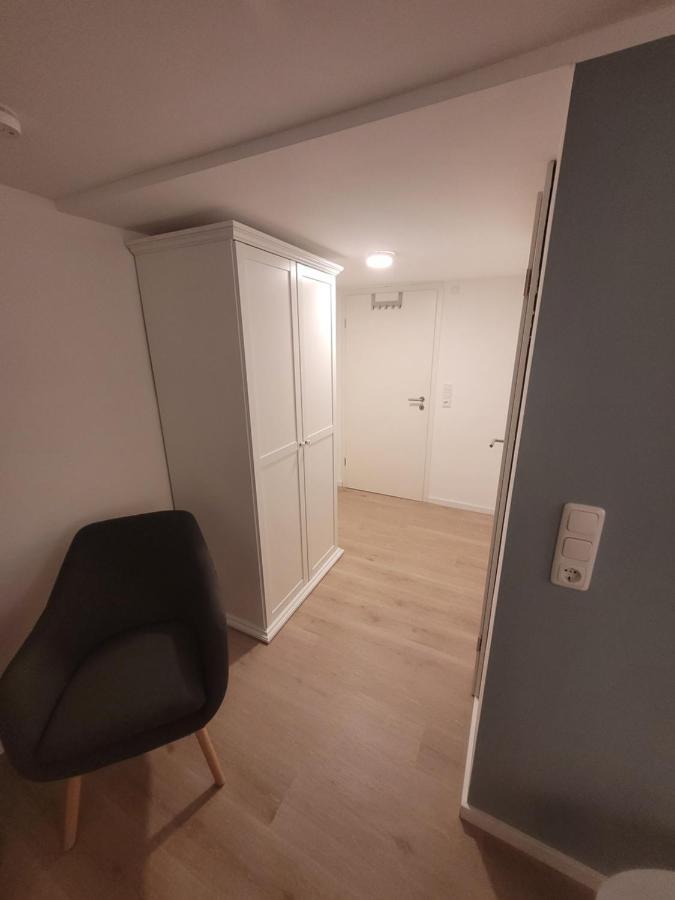 Zimmer Im Souterrain Mit Eigenem Bad Τσέλε Εξωτερικό φωτογραφία
