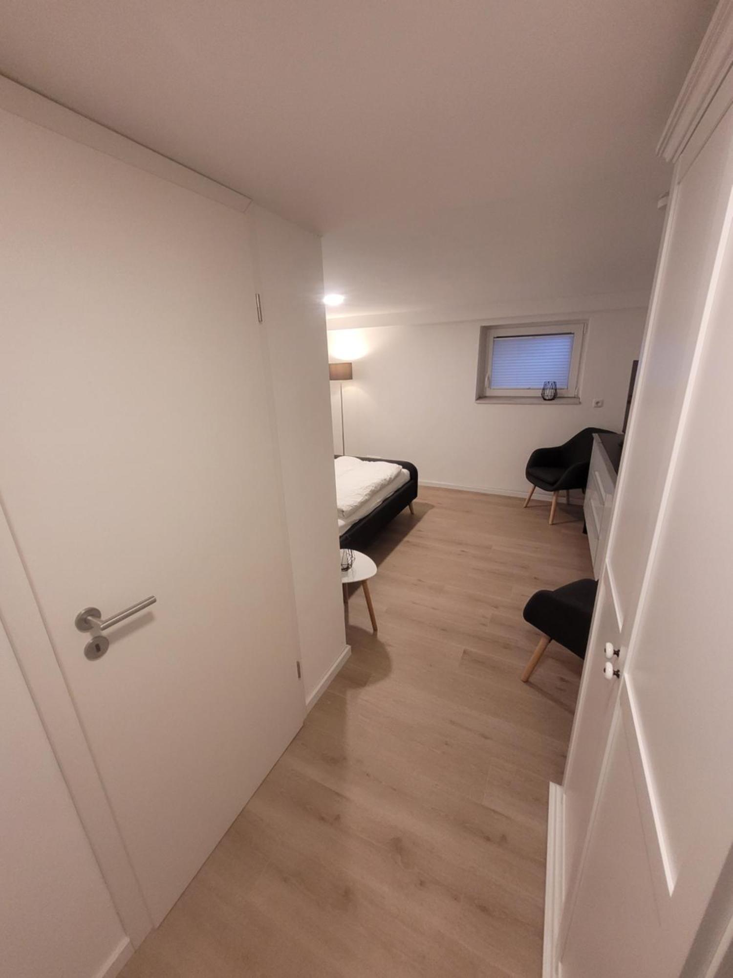 Zimmer Im Souterrain Mit Eigenem Bad Τσέλε Εξωτερικό φωτογραφία